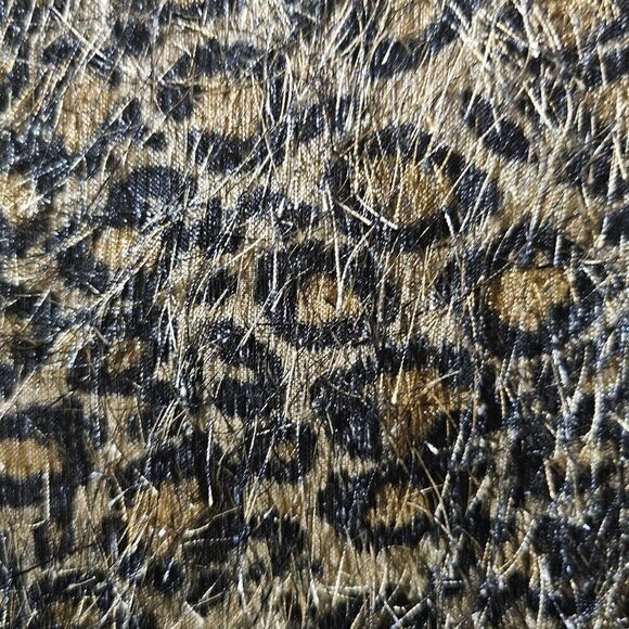 ANN TAYLOR Animal Print Feather Top - Size 12P - Picture 8 of 10